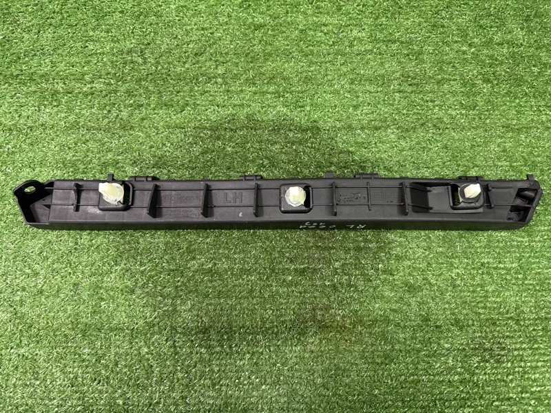 Кронштейн заднего бампера Kia Ceed 2 2015 SW