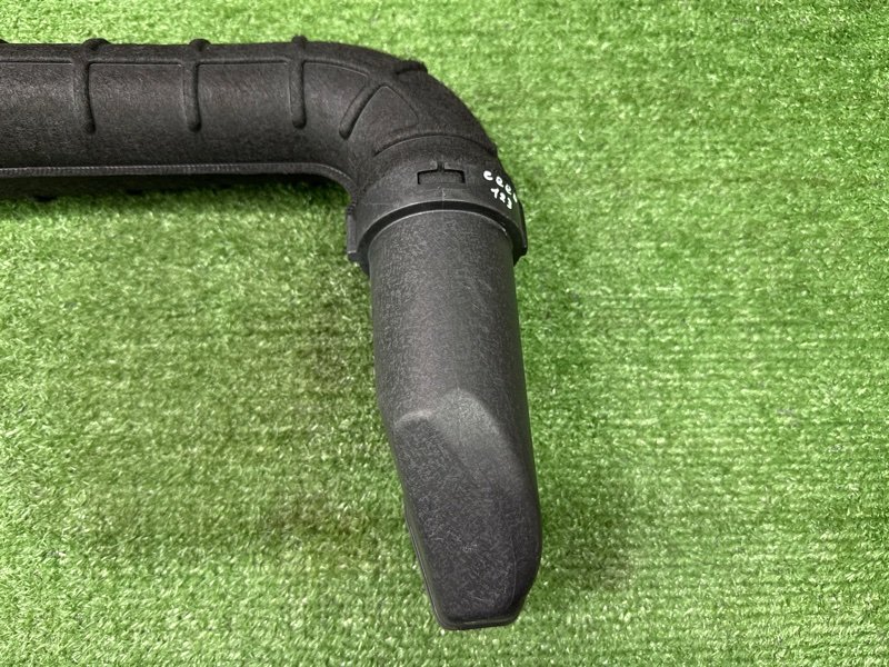 Воздухозаборник Kia Ceed 2 2015 SW