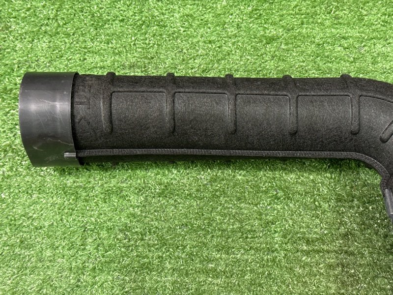 Воздухозаборник Kia Ceed 2 2015 SW