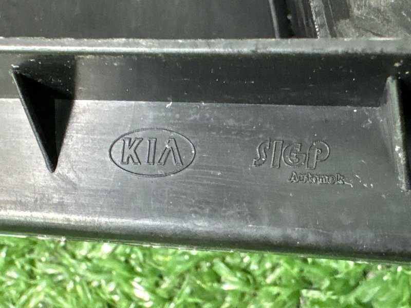 Решетка вентиляционная Kia Ceed 2 2015 SW