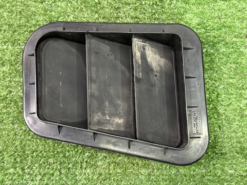 Решетка вентиляционная Kia Ceed 2 2015 SW