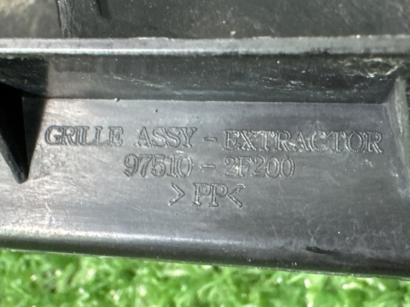 Решетка вентиляционная Kia Ceed 2 2015 SW