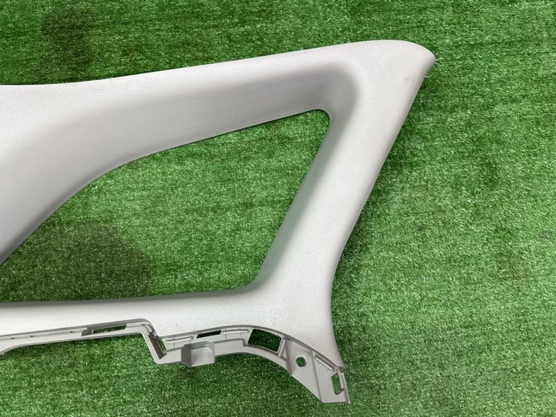 Накладка стойки кузова Kia Ceed 2 2015 SW