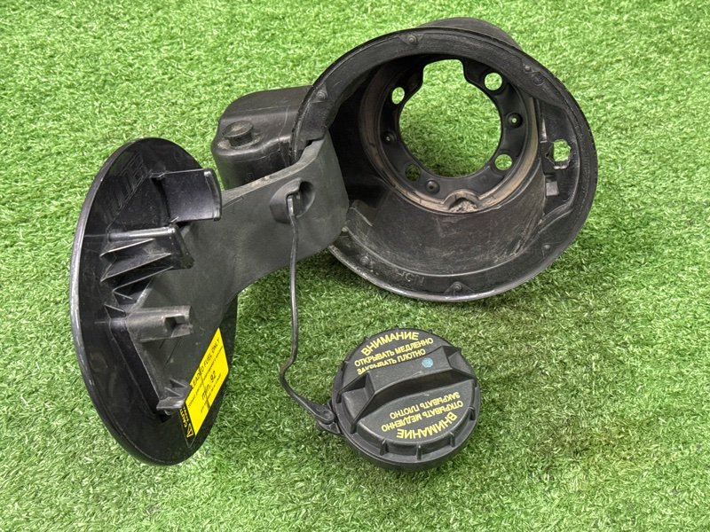 Лючок бензобака Kia Ceed 2 2015 SW