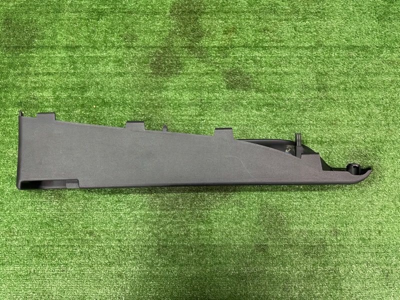 Опора полки багажника Kia Ceed 2 2015 SW