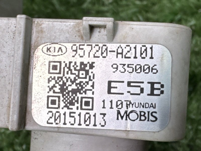 Датчик парковки Kia Ceed 2 2015 SW