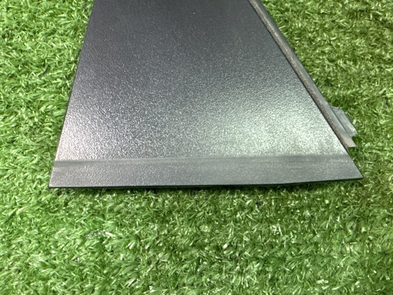 Накладка двери треугольник Kia Ceed 2 2015 SW