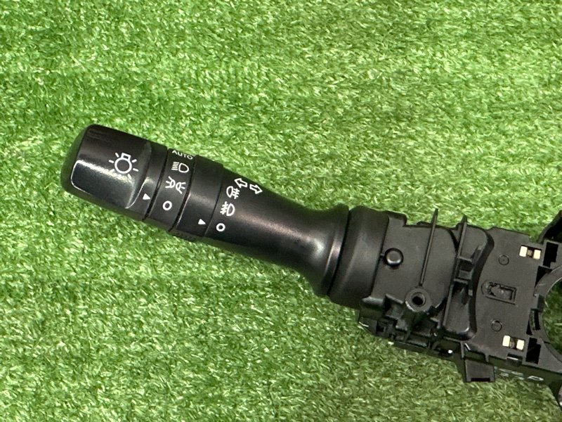 Подрулевой переключатель (гитара) Kia Ceed 2 2015 SW