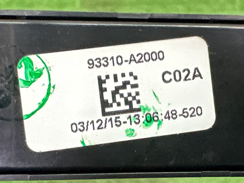 Кнопка парктроника Kia Ceed 2 2015 SW