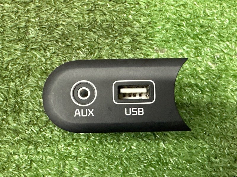 Блок usbaux Kia Ceed 2 2015 SW