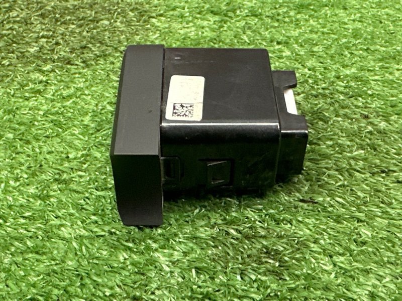 Блок usbaux Kia Ceed 2 2015 SW