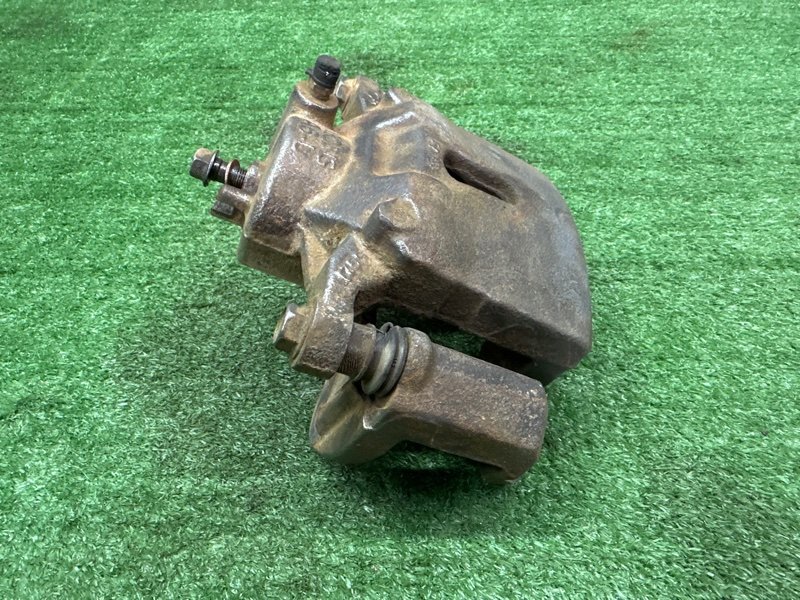 Суппорт тормозной Kia Ceed 2 2015 SW