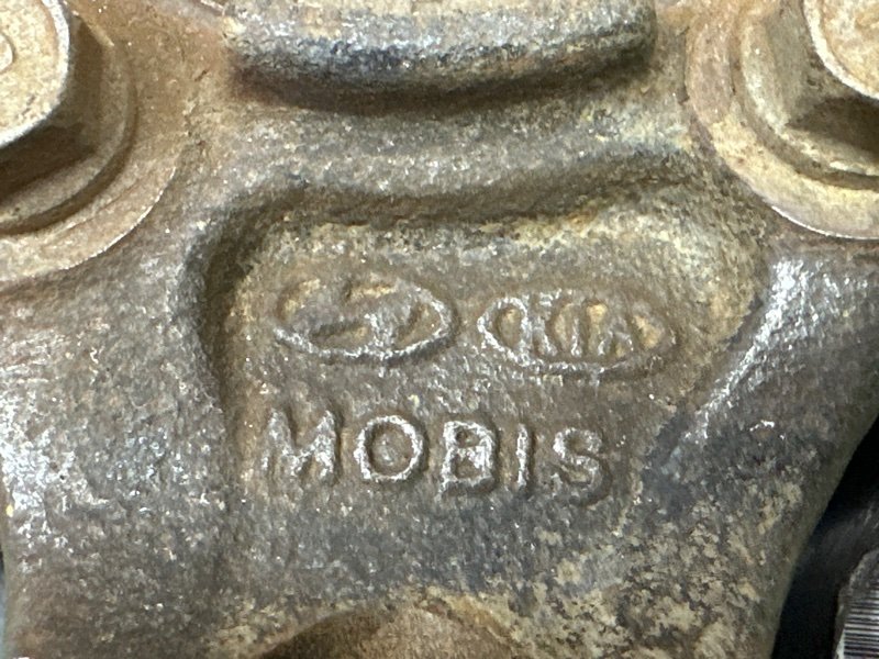 Кулак поворотный Kia Ceed 2 2015 SW