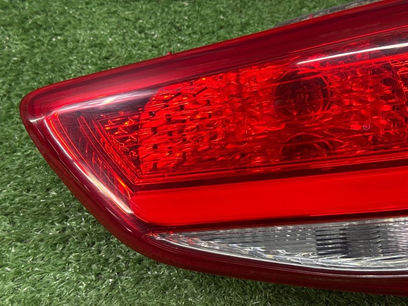 Фонарь в крышку багажника Kia Ceed 2 2015 SW