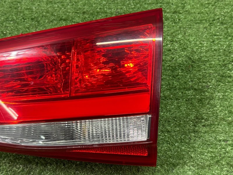 Фонарь в крышку багажника Kia Ceed 2 2015 SW