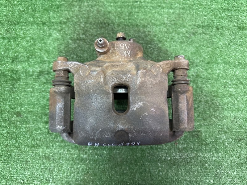 Суппорт тормозной Kia Ceed 2 2015 SW