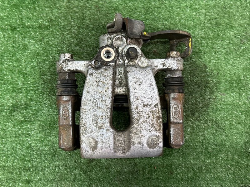 Суппорт тормозной Kia Ceed 2 2015 SW