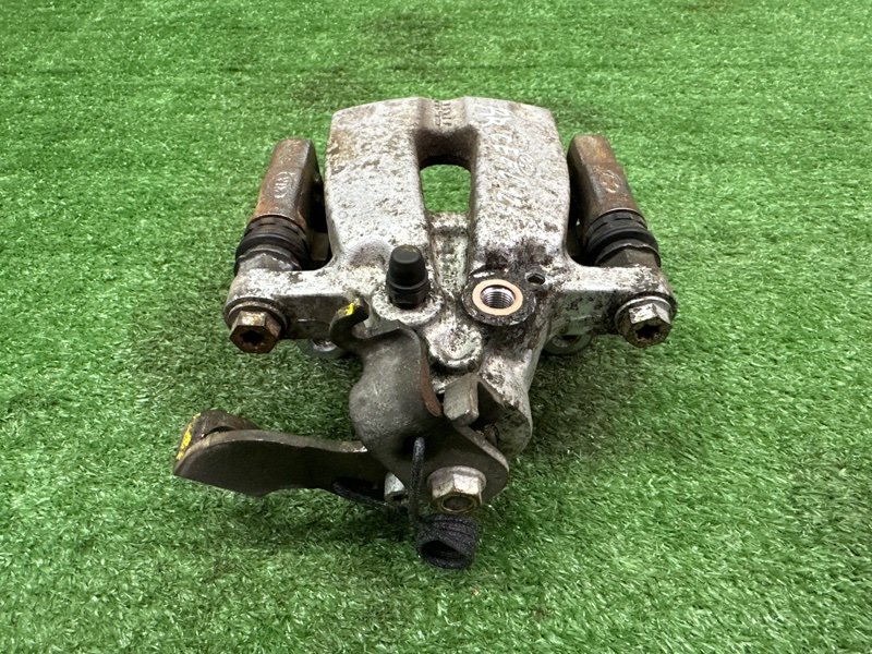 Суппорт тормозной Kia Ceed 2 2015 SW