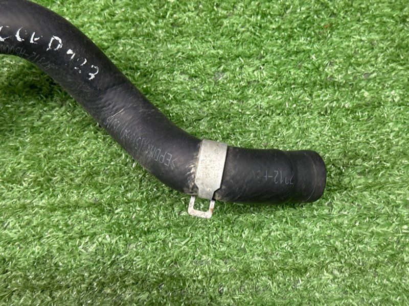 Патрубки отопителя Kia Ceed 2 2015 SW