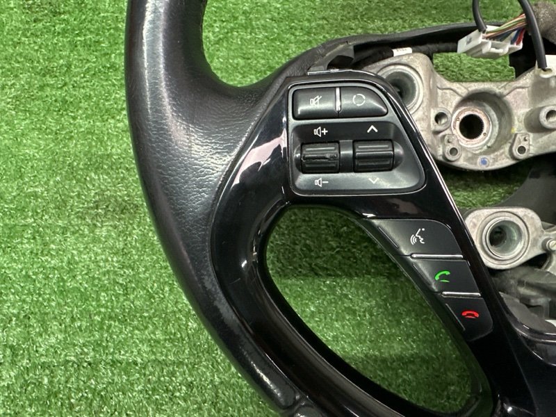 Руль кожаный с кнопками Kia Ceed 2 2015 SW