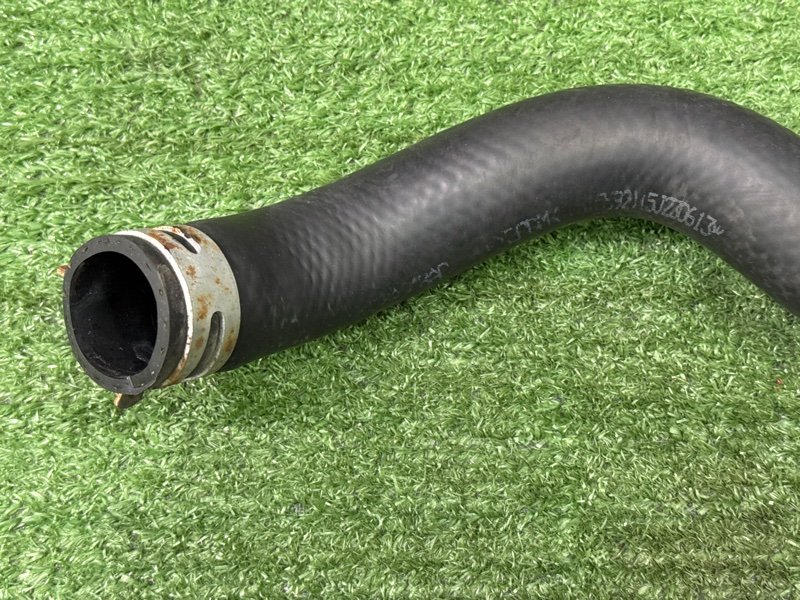 Патрубок радиатора Kia Ceed 2 2015 SW