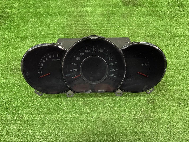 Панель приборов (щиток) Kia Ceed 2 2015 SW