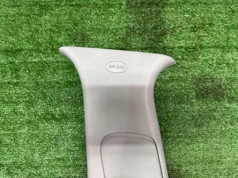 Накладка центральной стойки верхняя Kia Ceed 2 2015 SW