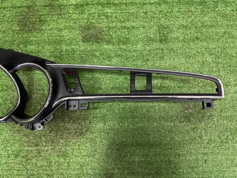 Накладка торпедо Kia Ceed 2 2015 SW