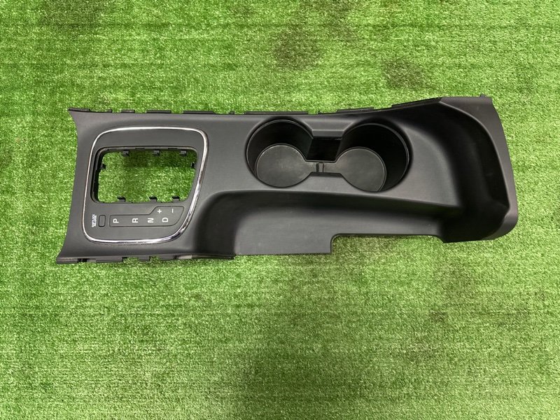 Накладка центральной консоли Kia Ceed 2 2015 SW