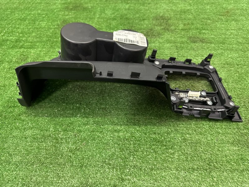 Накладка центральной консоли Kia Ceed 2 2015 SW