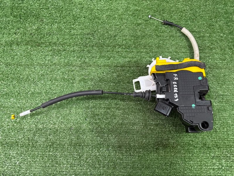 Замок двери Kia Ceed 2 2015 SW