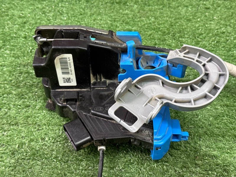 Замок двери Kia Ceed 2 2015 SW