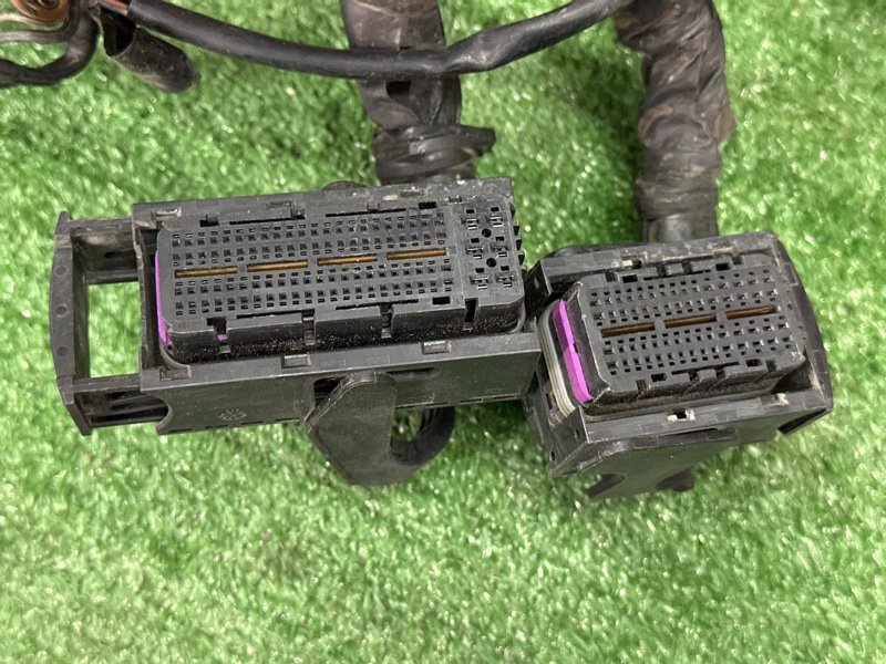 Проводка моторного отсека с блоком предохранителей Kia Ceed 2 2015 SW