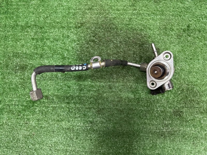 Насос топливный ТНВД Kia Ceed 2 2015 SW