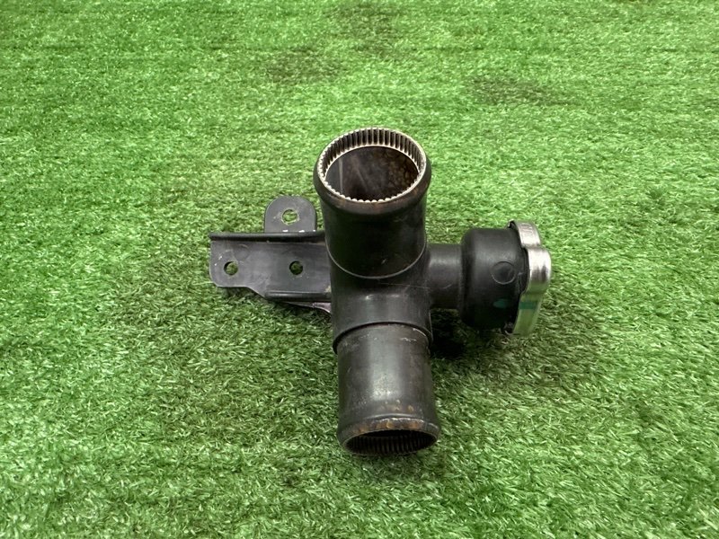 Горловина радиатора с крышкой Kia Ceed 2 2015 SW