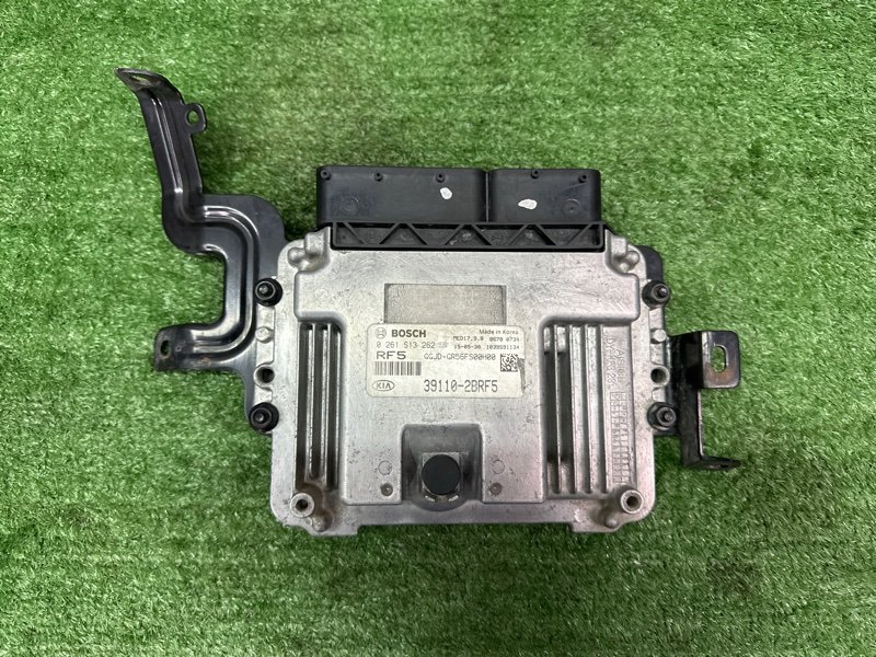 Блок управления двигателем (ЭБУ) Kia Ceed 2 2015 SW