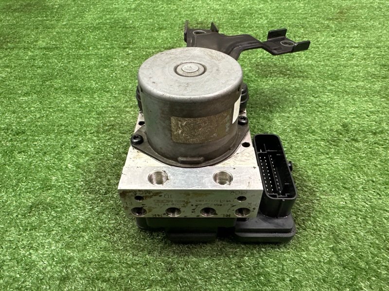 Блок ABS Kia Ceed 2 2015 SW