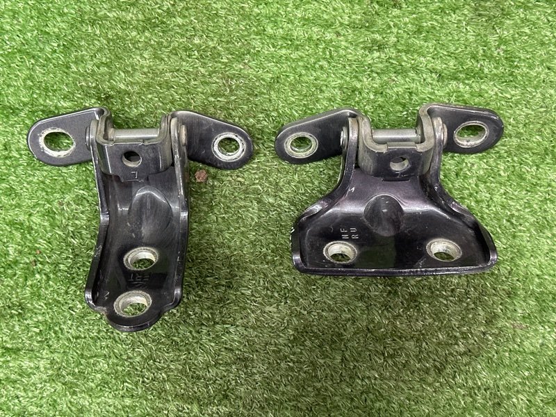 Петли двери Kia Ceed 2 2015 SW