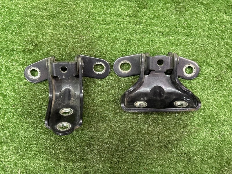 Петли двери Kia Ceed 2 2015 SW