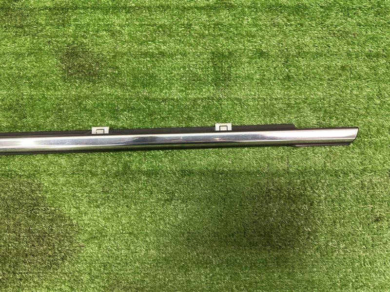 Уплотнитель стекла наружный(Бархотка) Хром Kia Ceed 2 2015 SW