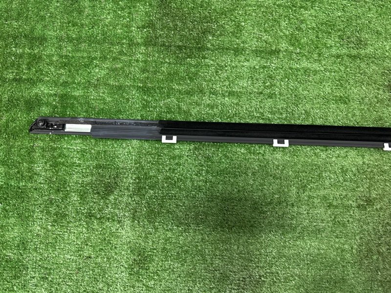 Уплотнитель стекла наружный(Бархотка) Хром Kia Ceed 2 2015 SW