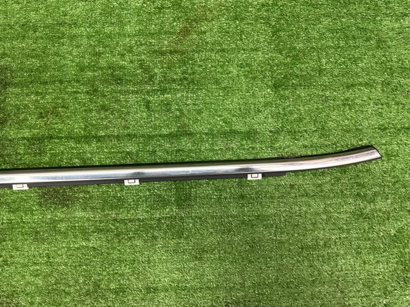 Уплотнитель стекла наружный(Бархотка) Хром Kia Ceed 2 2015 SW