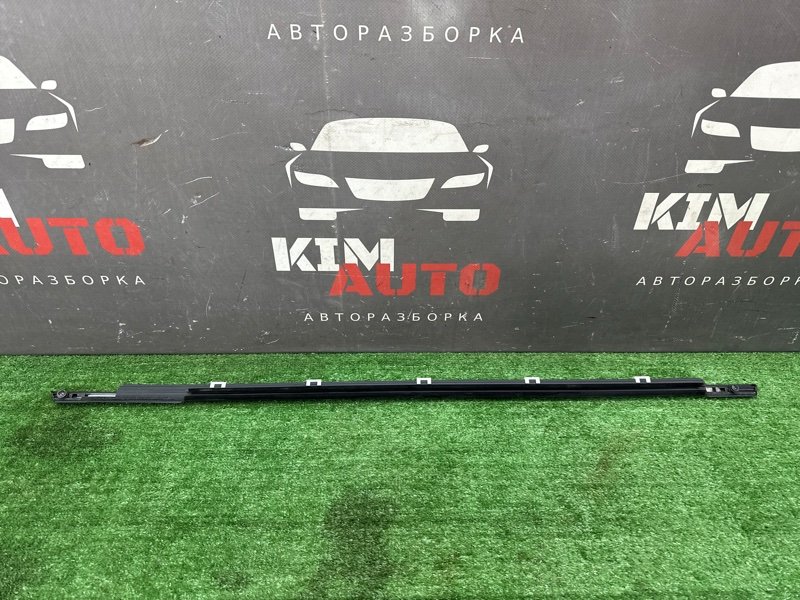 Уплотнитель стекла наружный(Бархотка) Хром Kia Ceed 2 2015 SW
