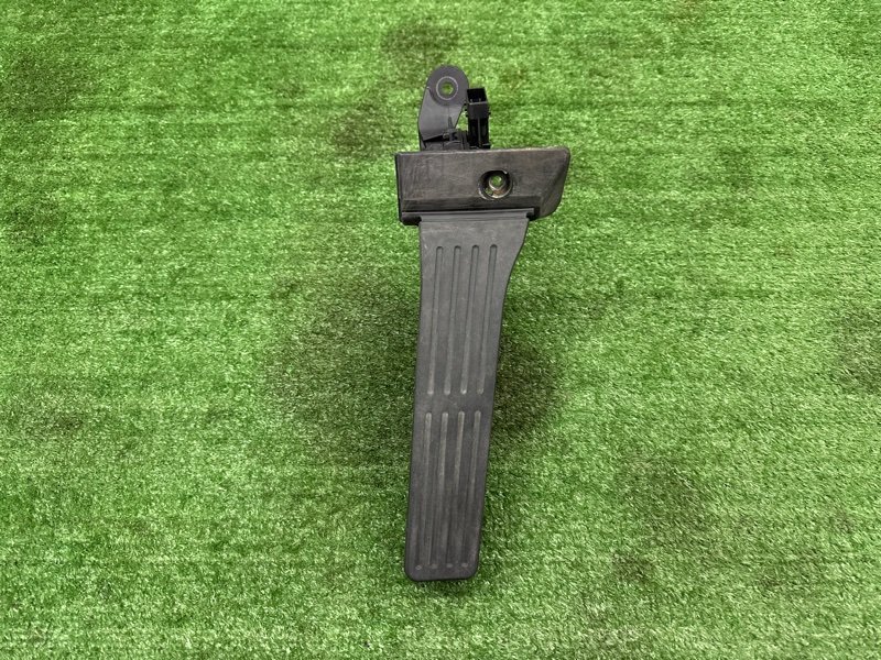 Педаль газа электронная Kia Ceed 2 2015 SW