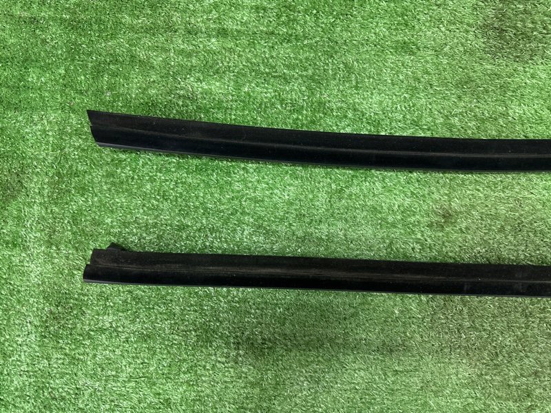 Уплотнитель стекла(бархотка) внутренний Kia Ceed 2 2015 SW