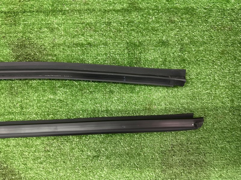 Уплотнитель стекла(бархотка) внутренний Kia Ceed 2 2015 SW