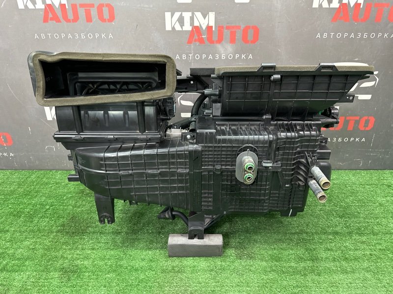 Отопитель в сборе Kia Ceed 2 2015 SW