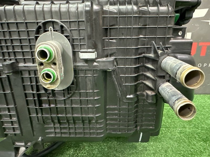 Отопитель в сборе Kia Ceed 2 2015 SW