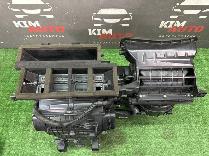 Отопитель в сборе Kia Ceed 2 2015 SW