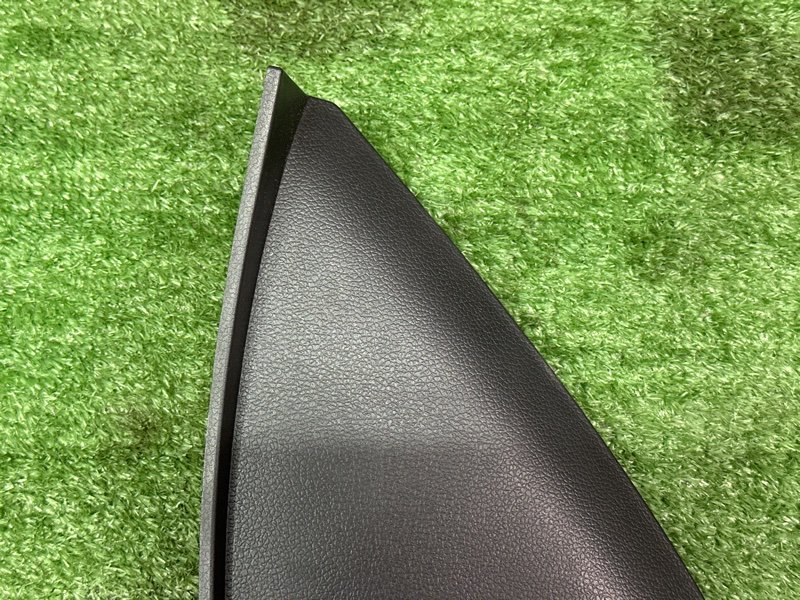 Накладка торпедо боковая Kia Ceed 2 2015 SW